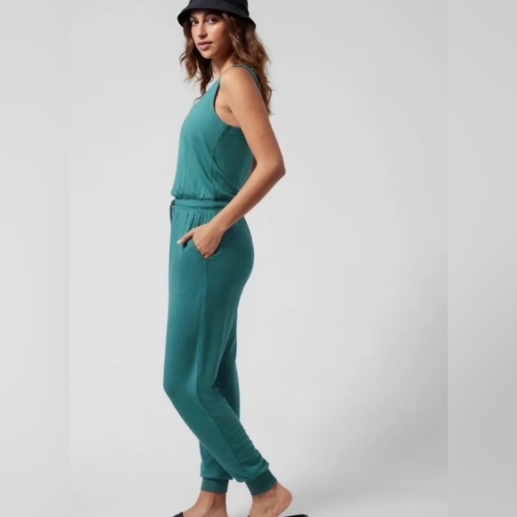 Athleta Balance Soft Tencel Jumpsuit Women’s Small Green Jogger Drawstring NWT - Picture 3 of 12
